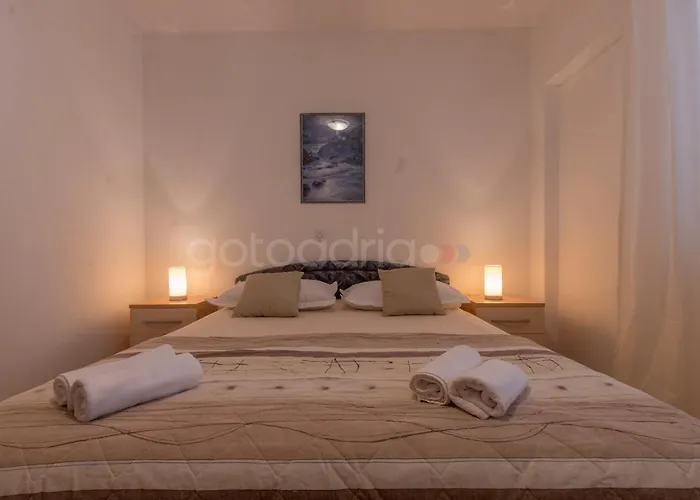 Appartamento Quiet Area Rose Makarska