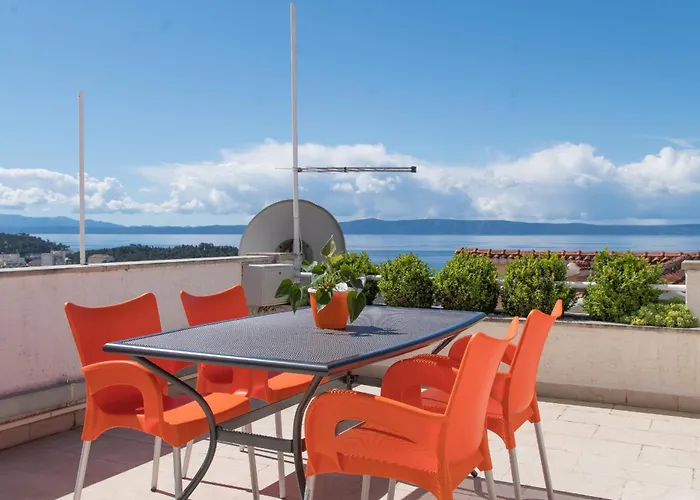 Appartamento Quiet Area Rose Makarska