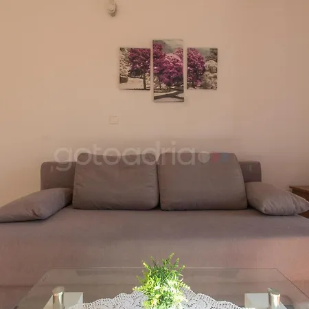 Quiet Area Rose Makarska