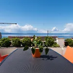 Quiet Area Rose Apartman Makarska